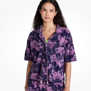 Sundry NWT Size Small Retro floral‎ button down terry cloth shirt